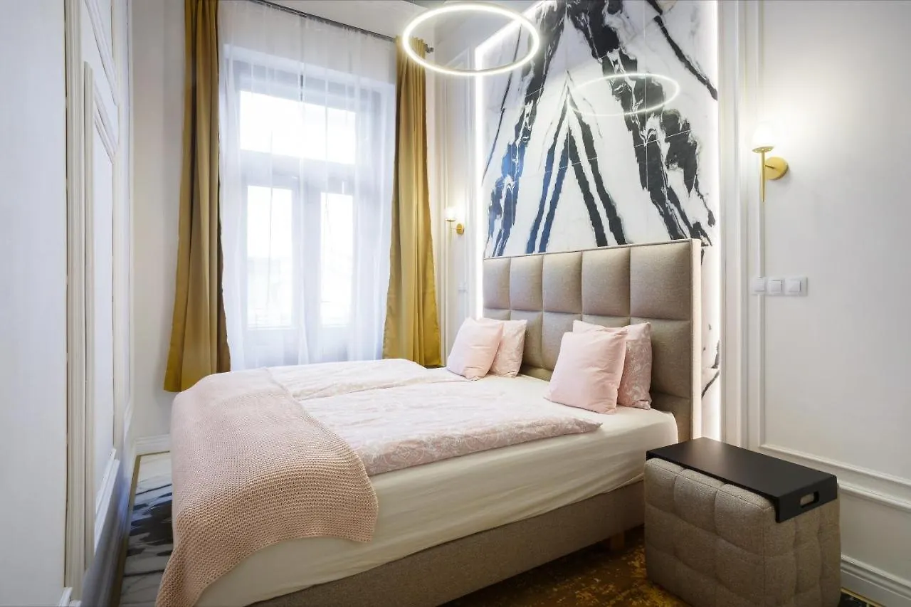 Palace Apartment By Main Station - Premier Praga